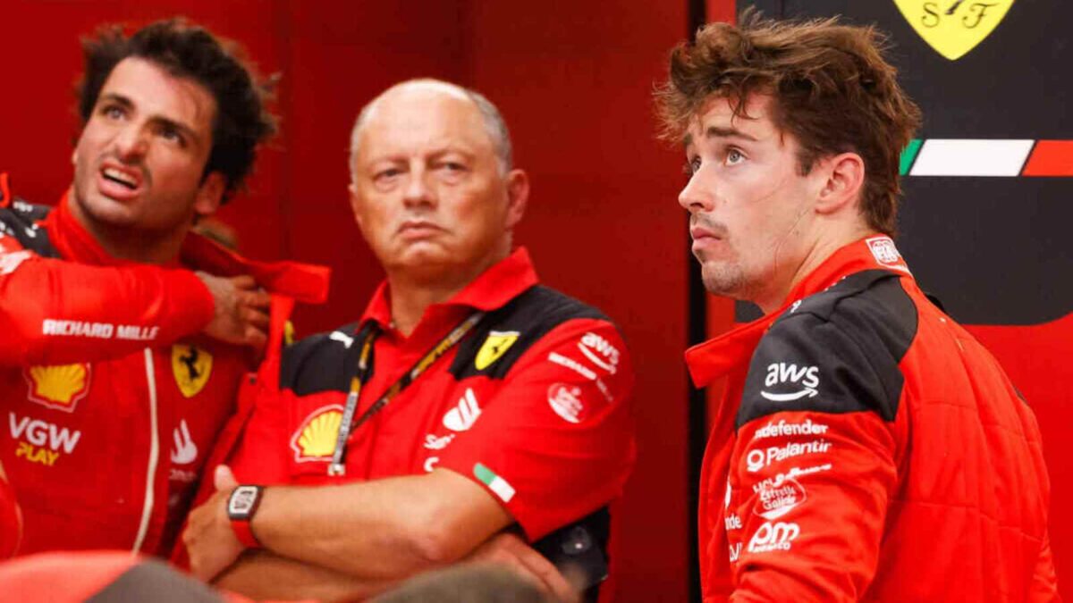 Carlos Sainz, Fred Vasseur and Charles Leclerc (via IMAGO)