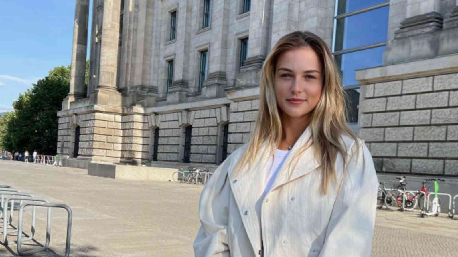 Anna-Kalinskaya-WTA.jpg