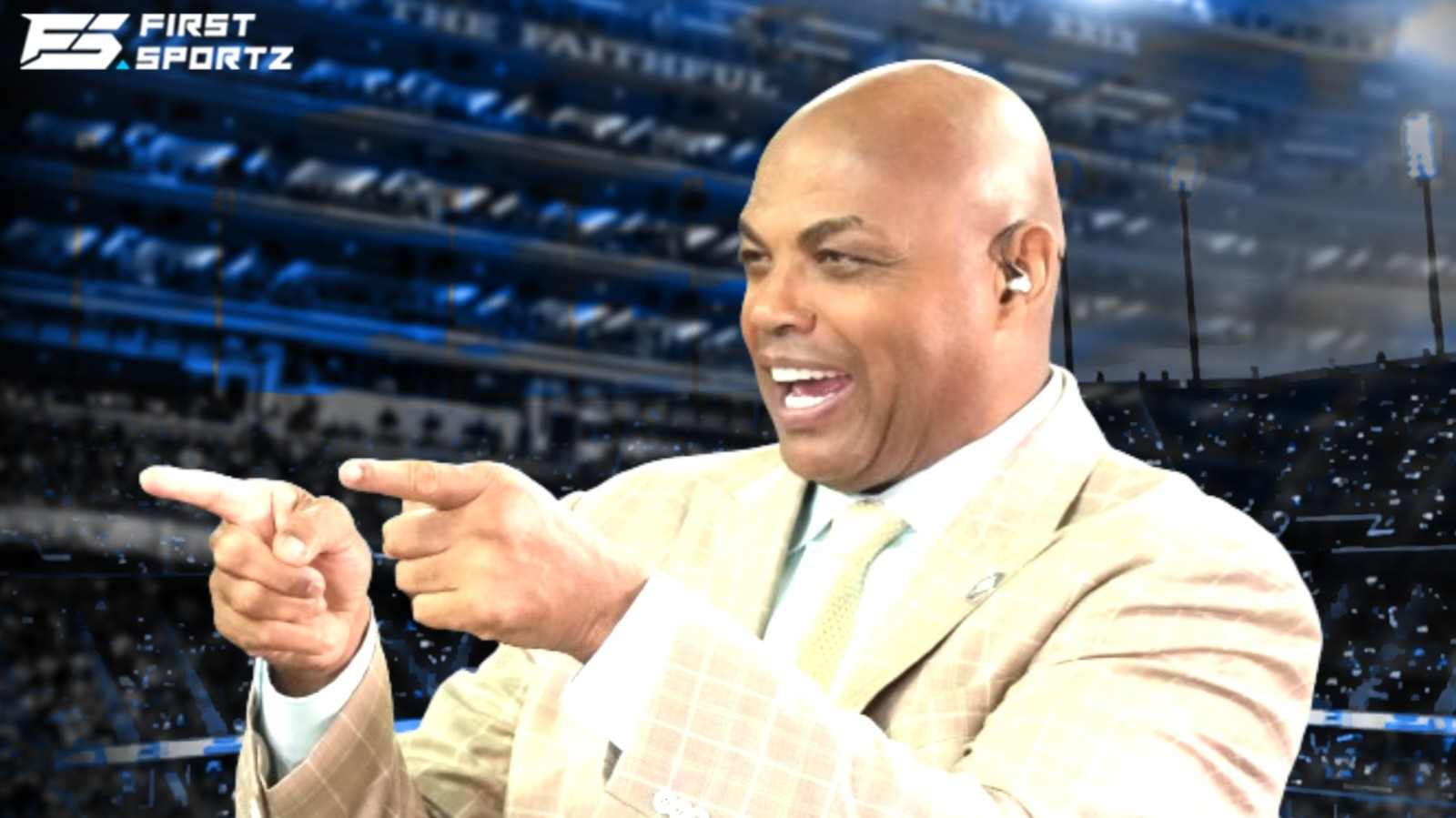 ‘Brutal’ Charles Barkley roasts the Cowboys before taking a picture with fan