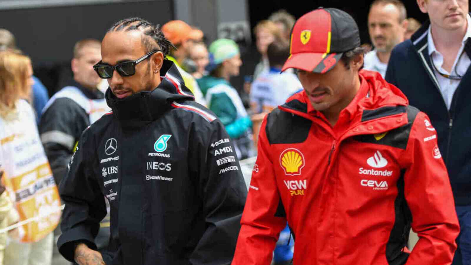 Ex-F1 Champion breaks down how Carlos Sainz might replace Lewis Hamilton at Ferrari in 2027