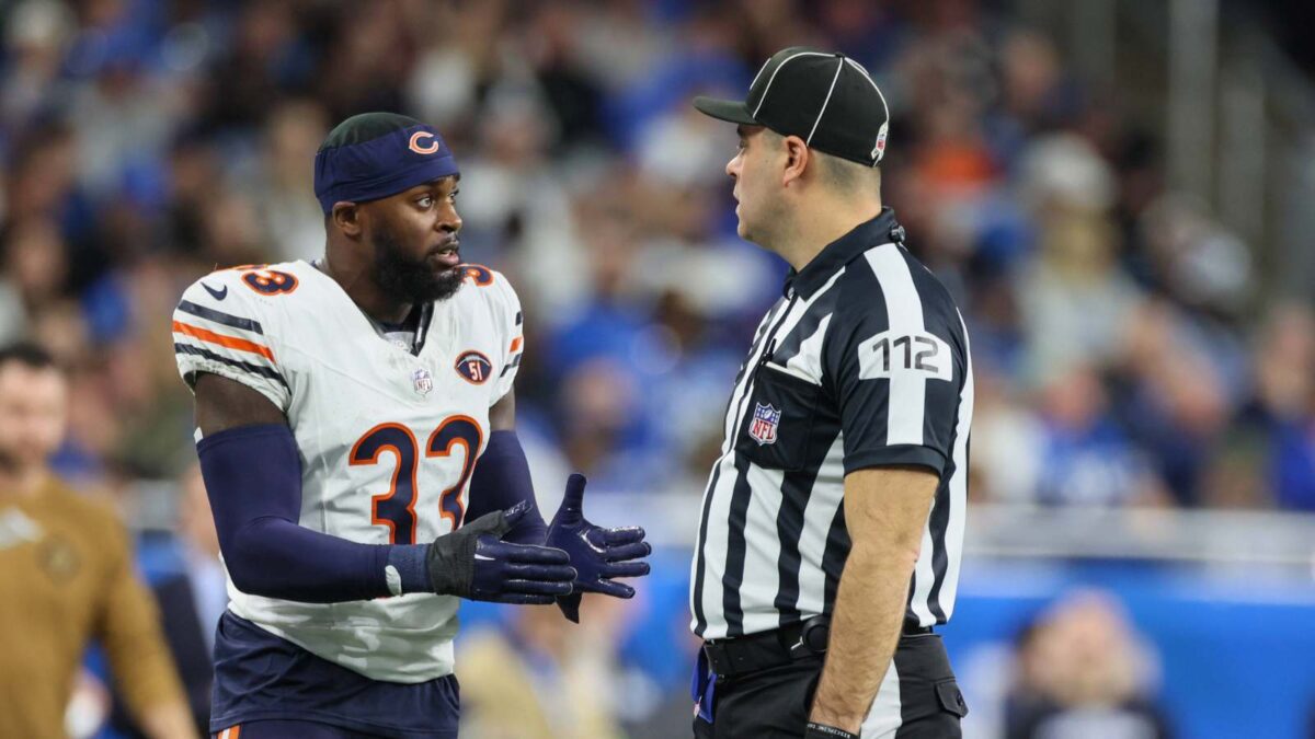 Jaylon Johnson in the game between the Detroit Lions and the Chicago Bears