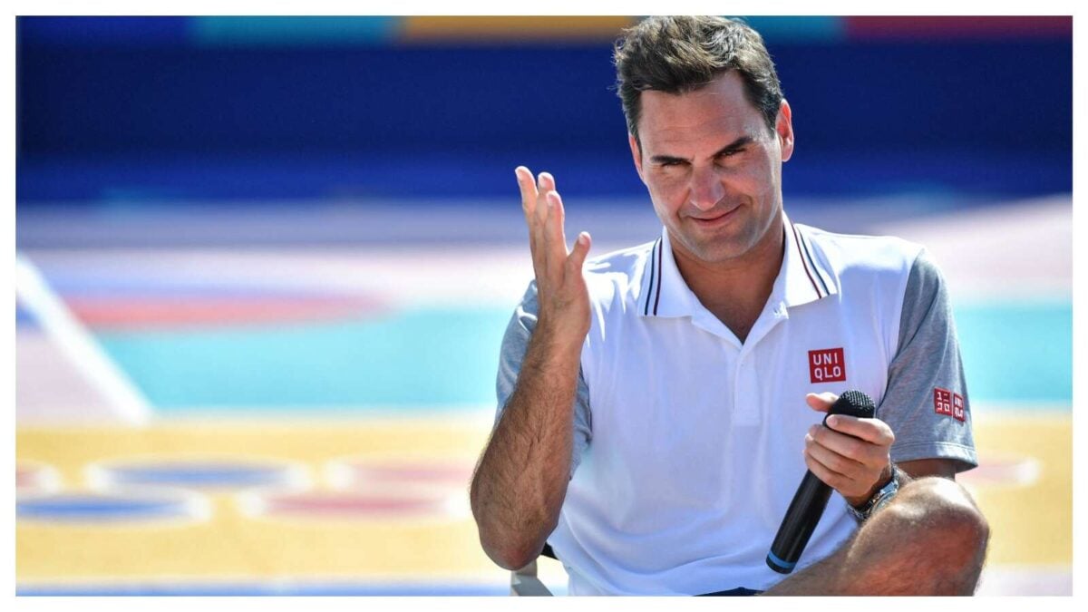 (Video) Roger Federer gets rousing reception ahead of exhibition event at Shanghai Masters 1 Roger Federer