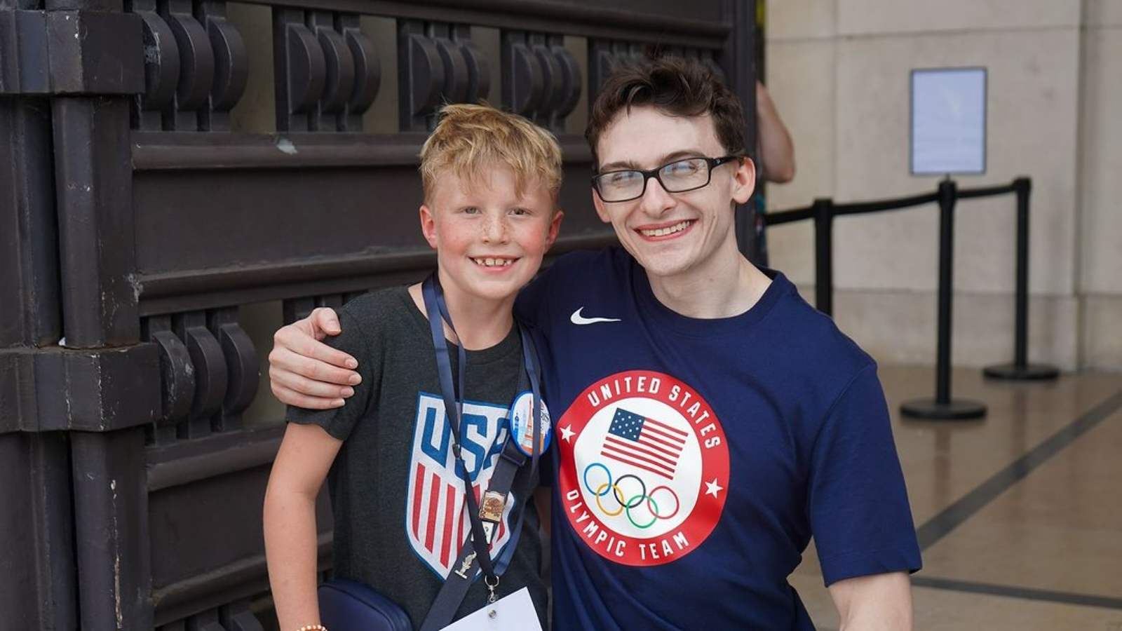 Young fan with unfortunate eye condition meets Team USA’s newest hero ‘Clark Kent’ Stephen Nedoroscik