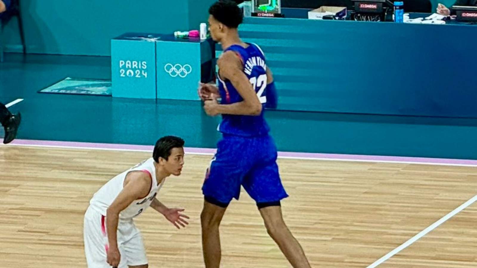 “French Nephilim vs Samurai” – Victor Wembanyama TOWERING over 5’5” Japanese player at Olympics is going viral