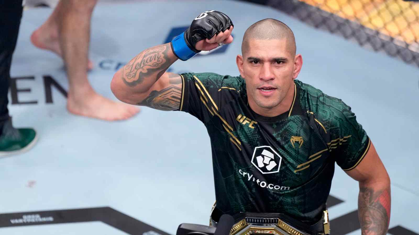 37-year-old Alex Pereira gets huge praise from Anthony Joshua