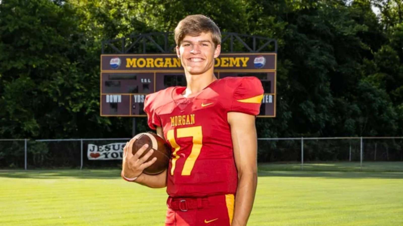 Alabama high school quarterback Caden Tellier tragically dies at 16 after suffering brain injury during game