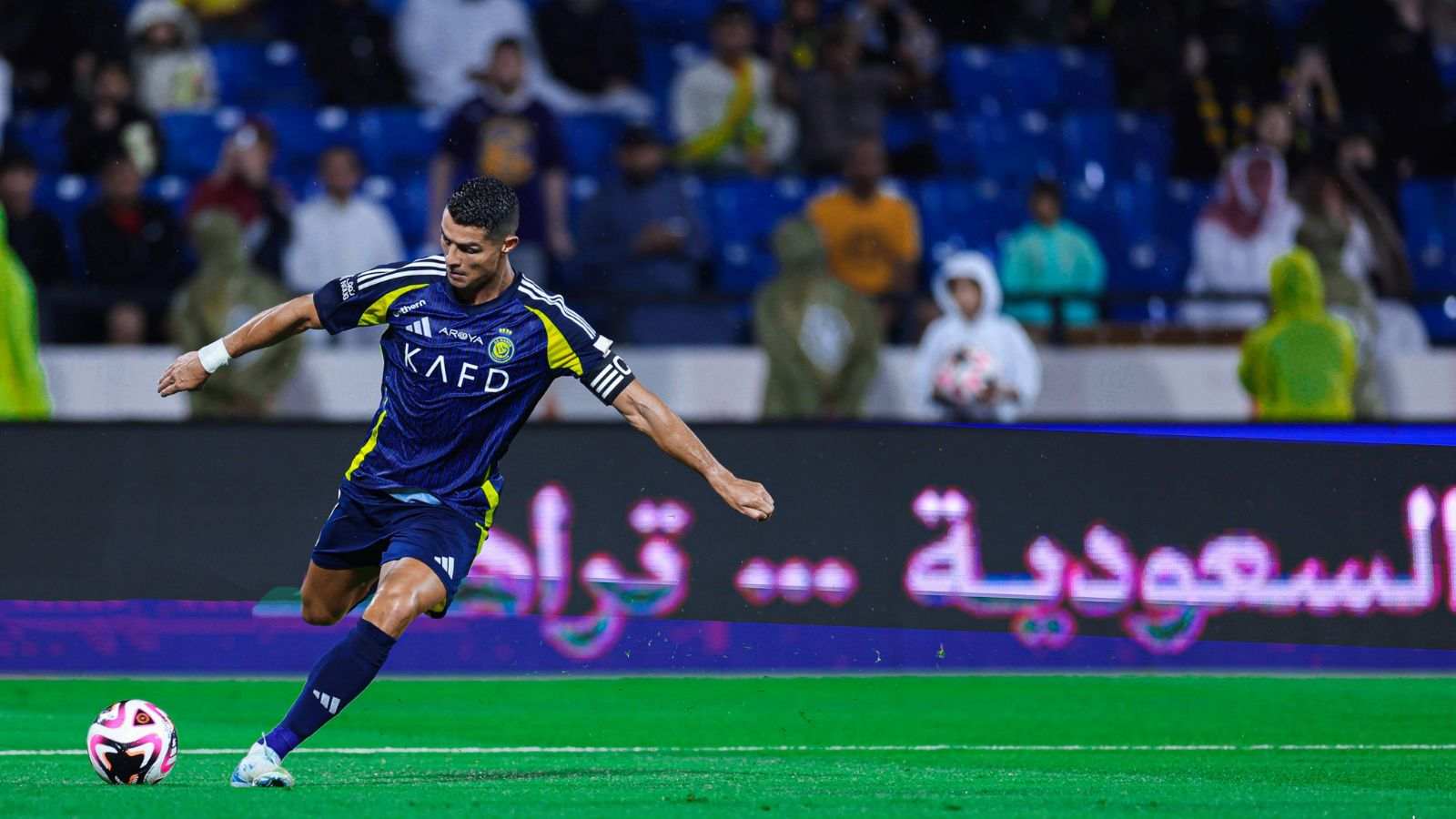 “Aging like fine wine”- Cristiano Ronaldo winning POTM with goal and assist in first game back for Al-Nassr has fans thrilled for new season