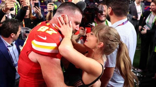 Travis Kelce, Taylor Swift