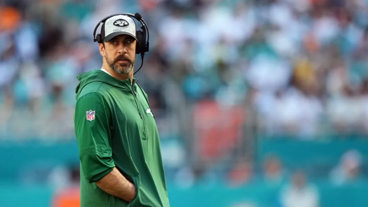 Peyton Manning backs Aaron Rodgers succeeding with Jets despite injury concerns