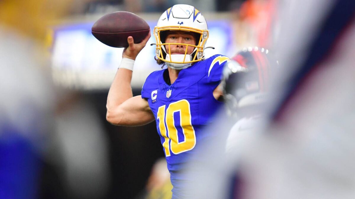 Chargers Justin Herbert diagnosed with foot injury could keep him out until regular season starts