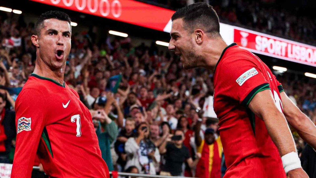 "All he cares about are achievements" - Fans mock Cristiano Ronaldo as Portuguese brags about being the best scorer at Manchester United 1 Cristiano Ronaldo after scoring vs Scotland