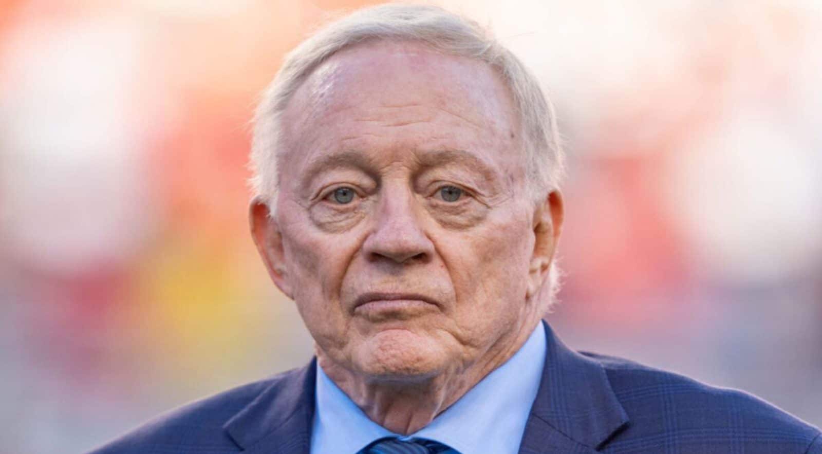 Jerry Jones remains optimistic about Cowboys’ playoff performance despite early struggles, sends a firm message to the fans