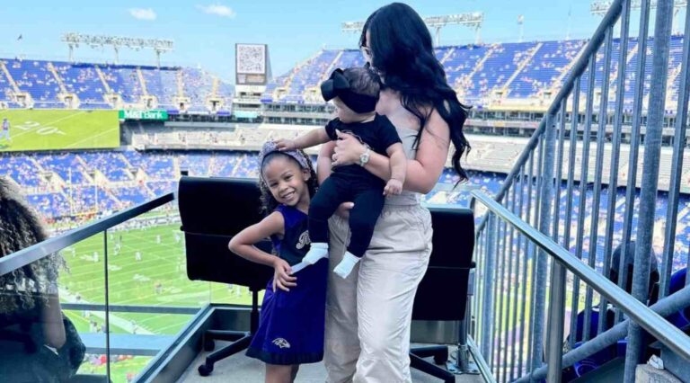 Who is Derrick Henry’s girlfriend Adrianna Rivas?