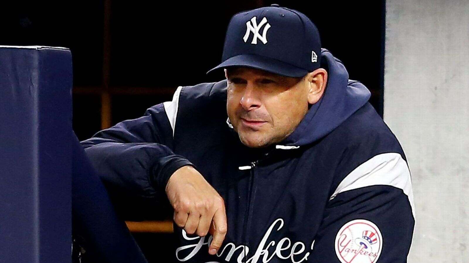 “No one wanted this” – Fans RIP Yankees for retaining Aaron Boone despite failed World Series run