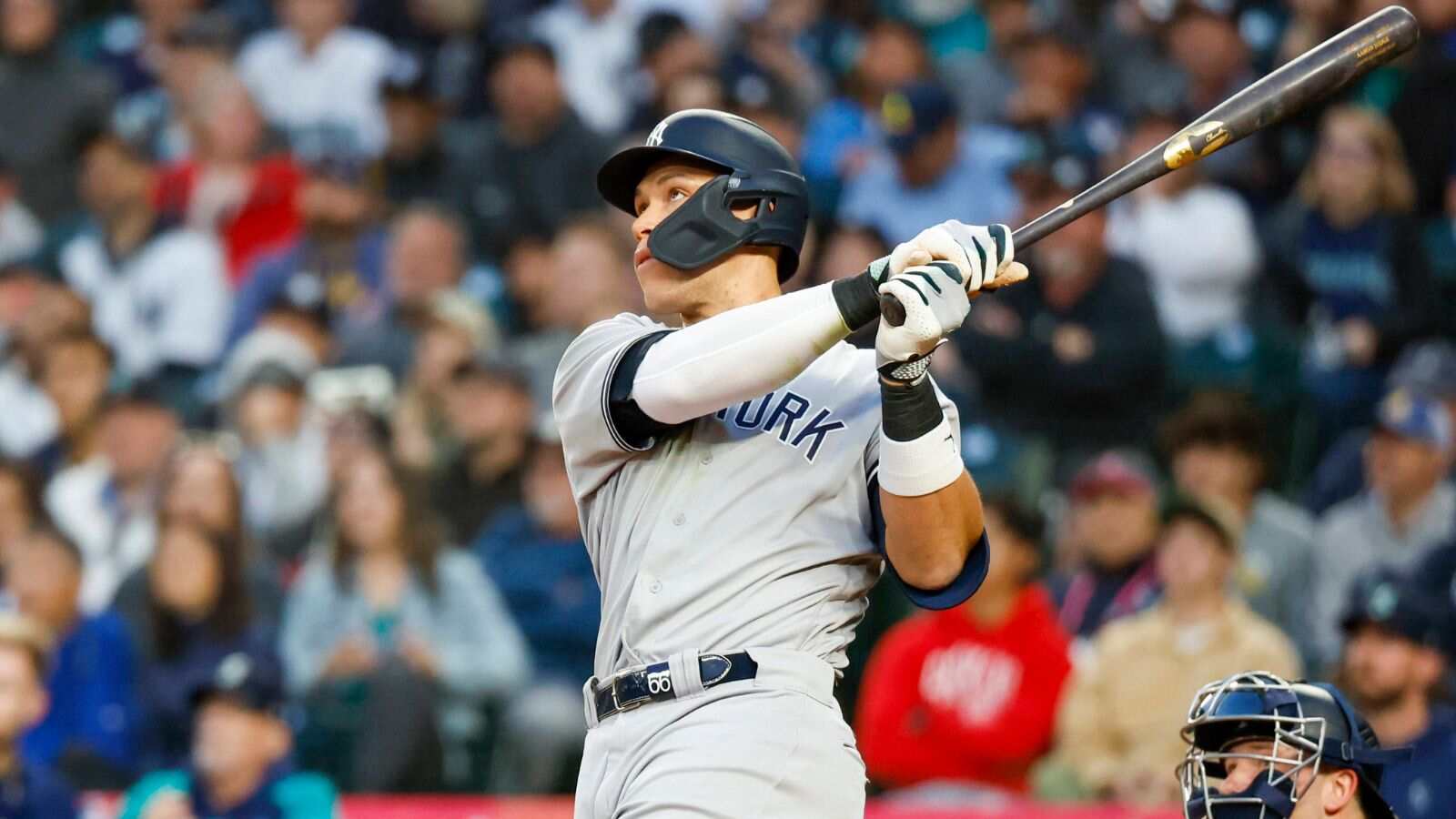 (Video) Aaron Judge FAILS to ‘get it going’ despite Yankees ovation in Game 3