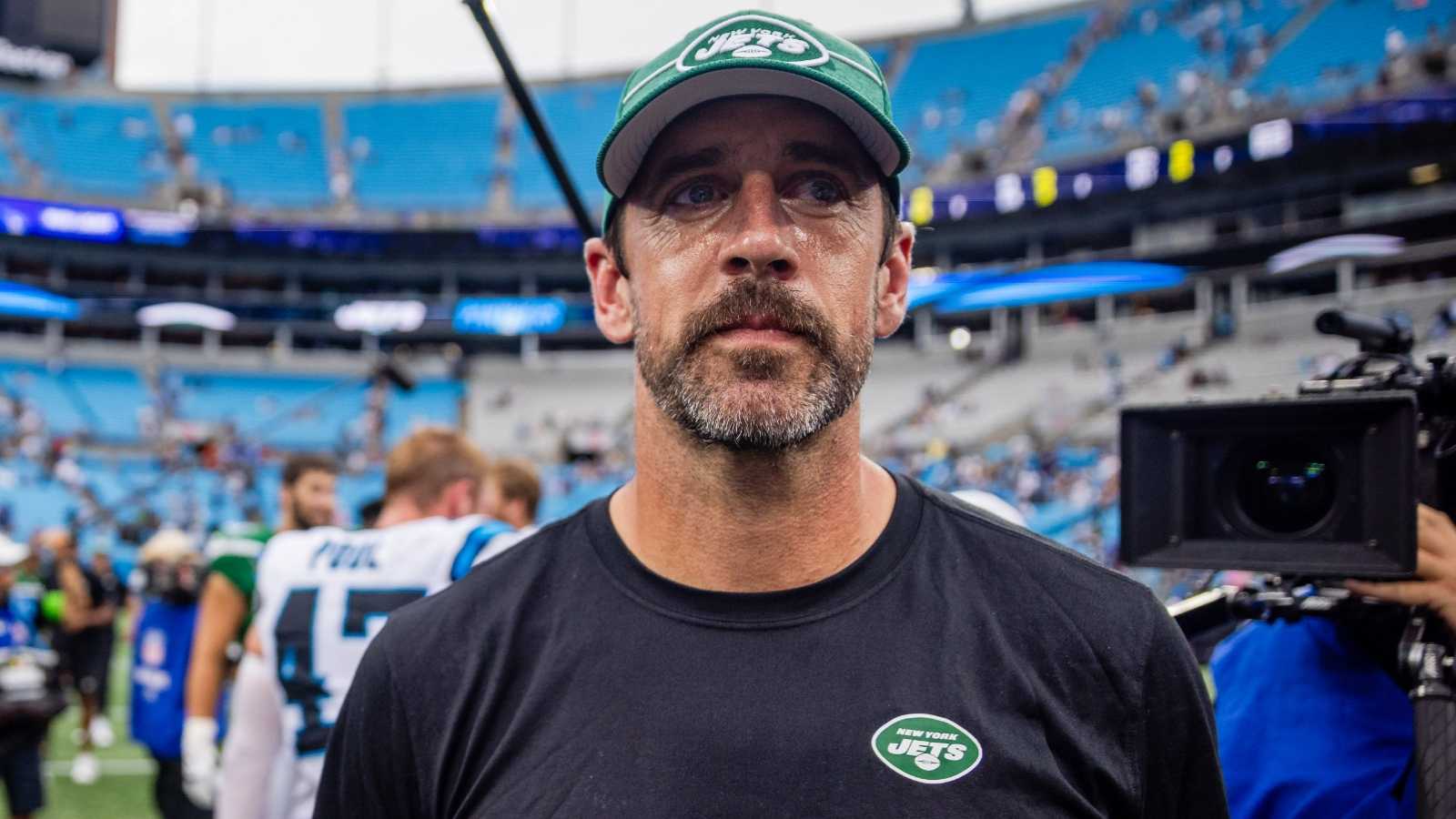 “Make peace with it,” Aaron Rodgers responds to HC Jeff Ulbrich’s statement dubbing the Jets’ sixth loss of their season as a ‘moment of darkness’