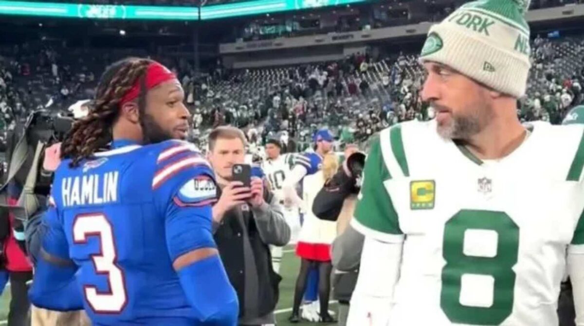 Aaron Rodgers and Damar Hamlin