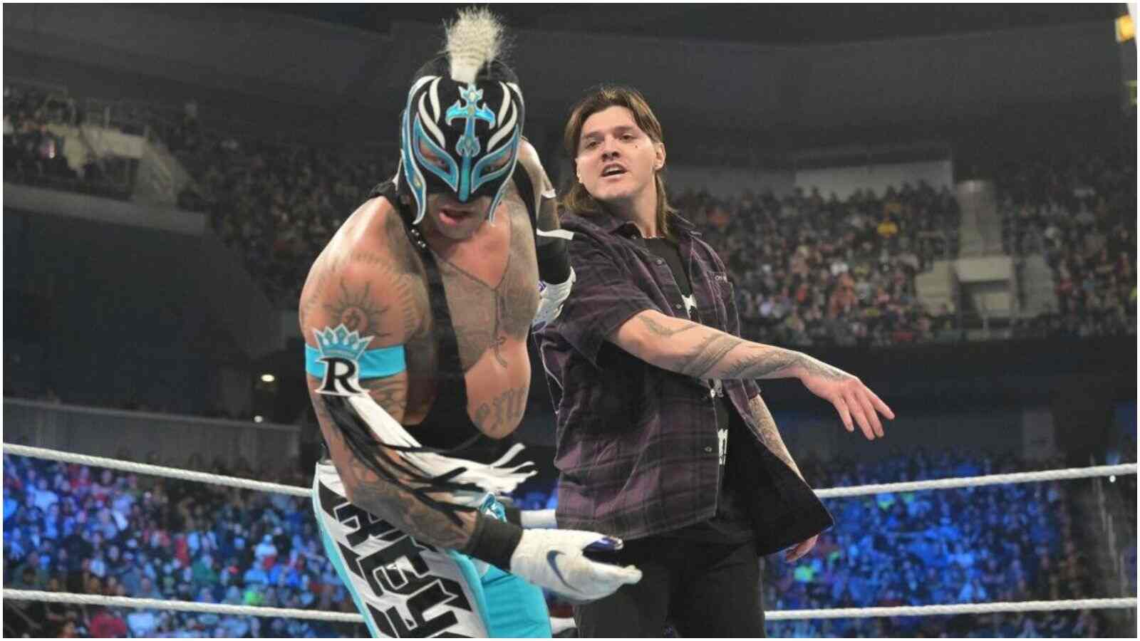 “Telling his old a**,” Dominik Mysterio says he wants his father Rey Mysterio to retire from pro wrestling