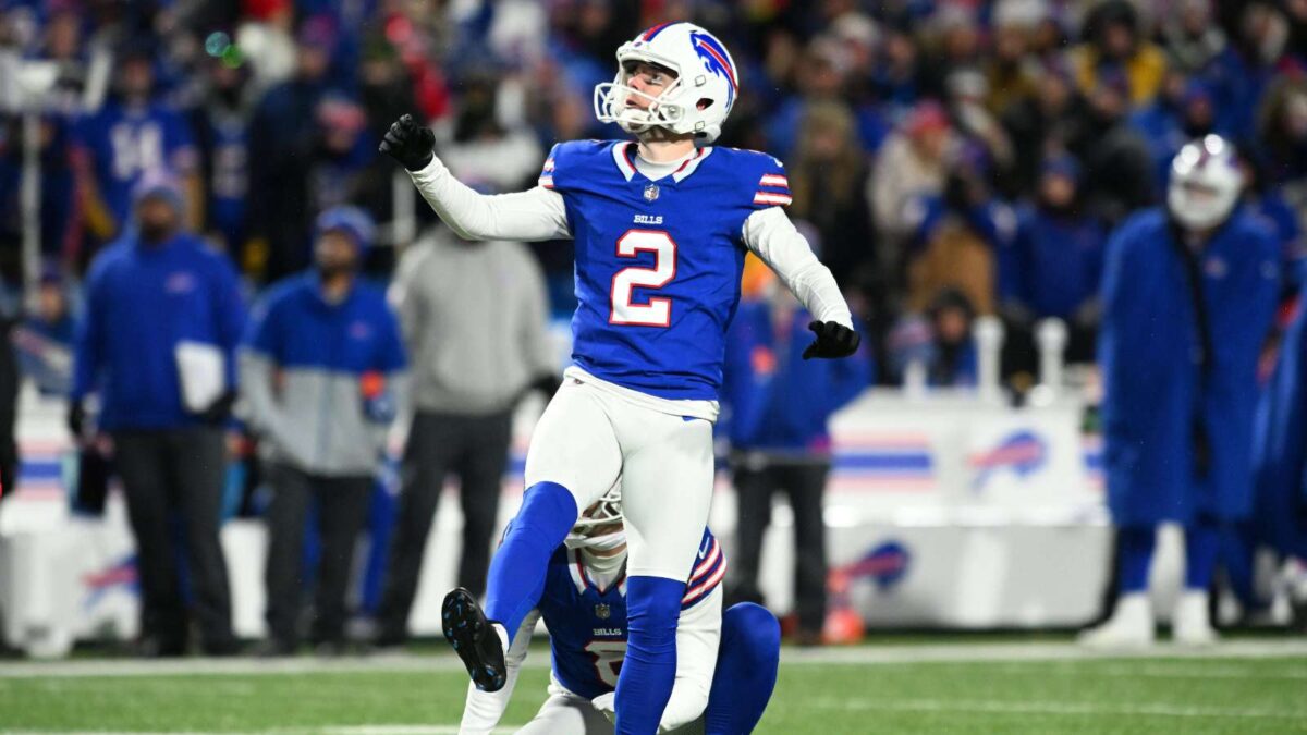 Joe Buck 'disgusted' after a shocking OPT miss from Bills kicker Tyler Bass