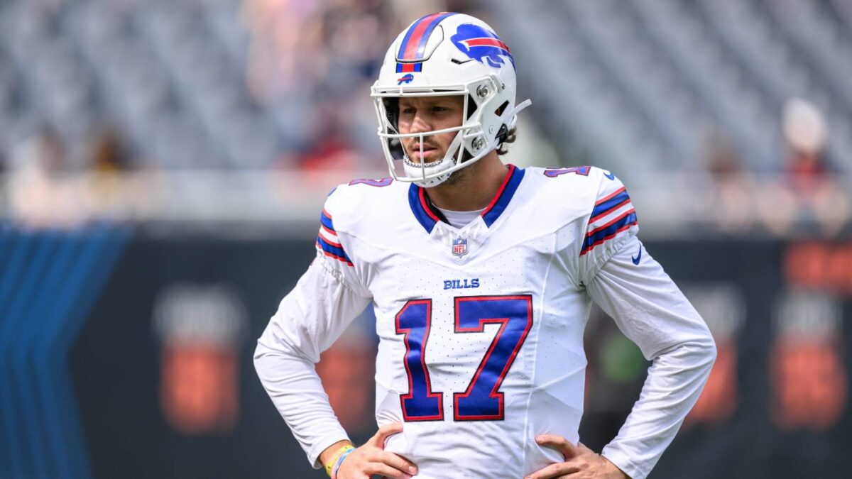 Josh Allen explains why he took Bills quarterbacks to Yankees World Series game 4