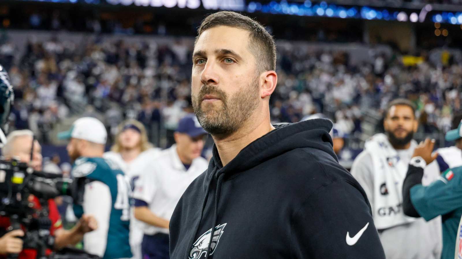 “Dudes a scumbag” – Nick Sirianni bringing his kids to press conference after taunting Eagles fans doesn’t sit well with fans on social media