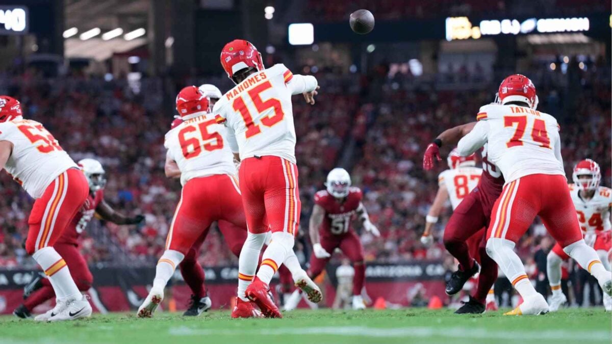 Patrick Mahomes and his Kansas City Chiefs look to win their 5th straight game against the New Orleans Saints