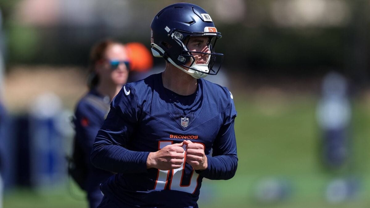 (Video) Bo Nix struggles with accuracy as he misses two 'wide open' receivers on critical drive vs. Saints