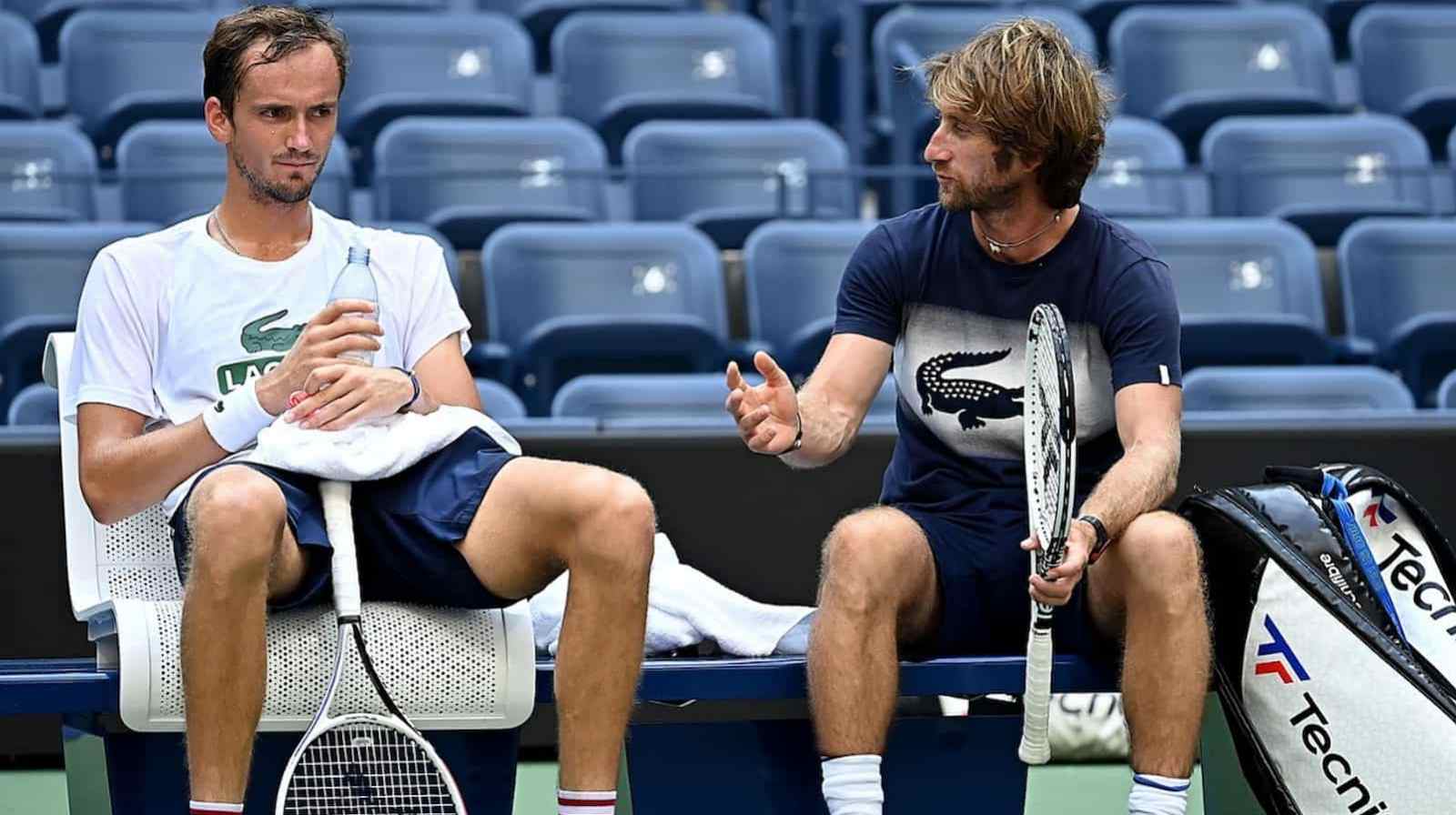 BREAKING: Off-court coaching to be permitted in tennis from 2025