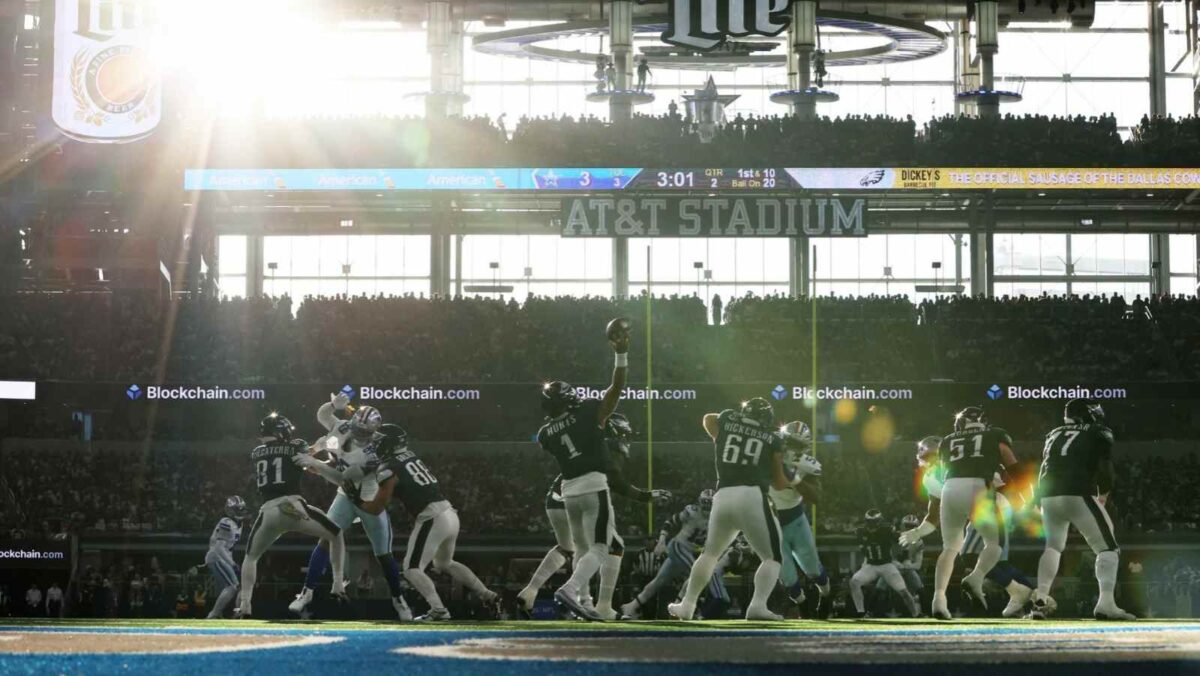 AT&T stadium without curtains to cover the sunlight at Cowboys games