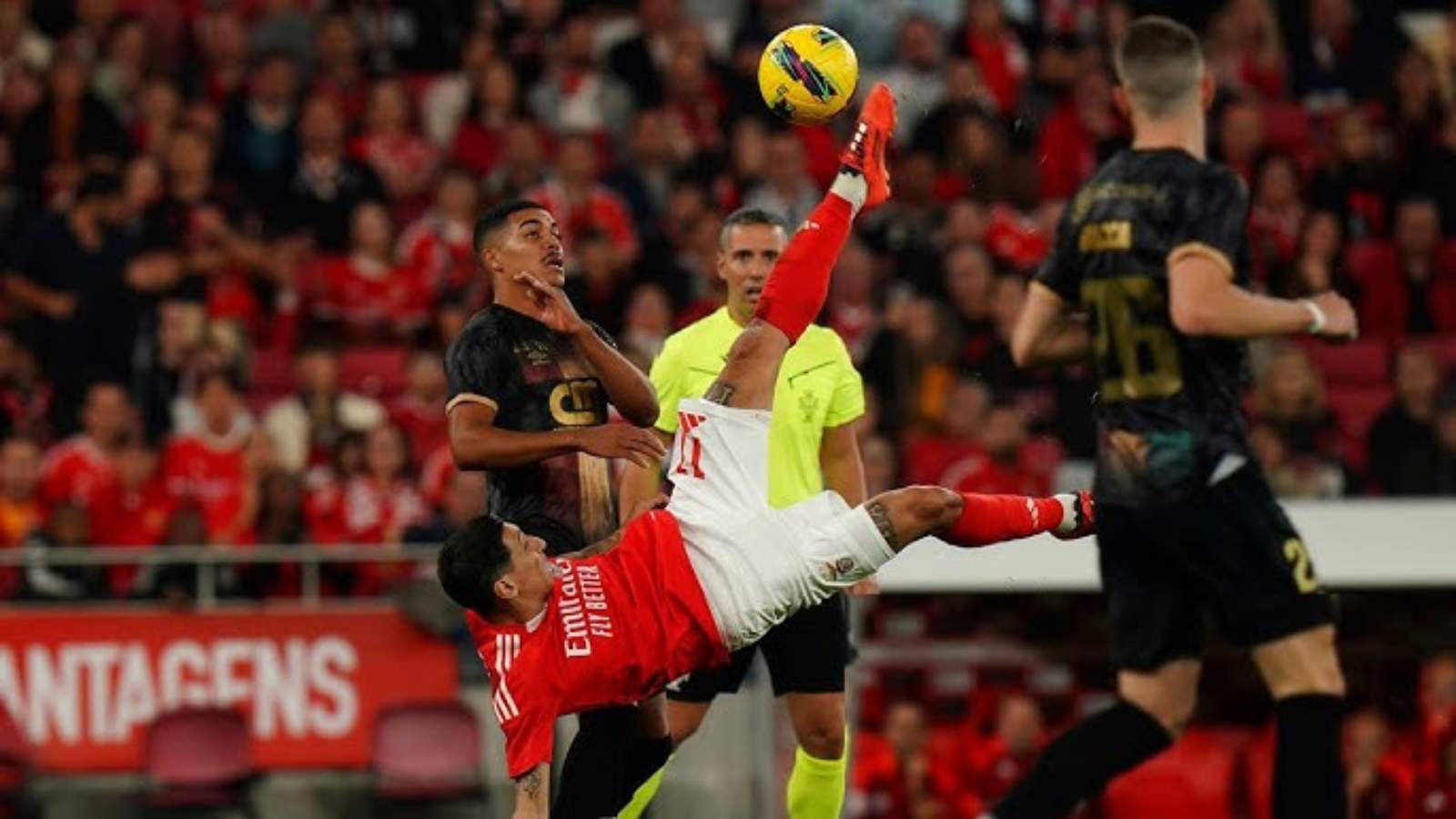 36-year-old Angel Di Maria scores UNBELIEVABLE bicycle-kick for Benfica in 7-0 thrashing of Estrela da Amadora