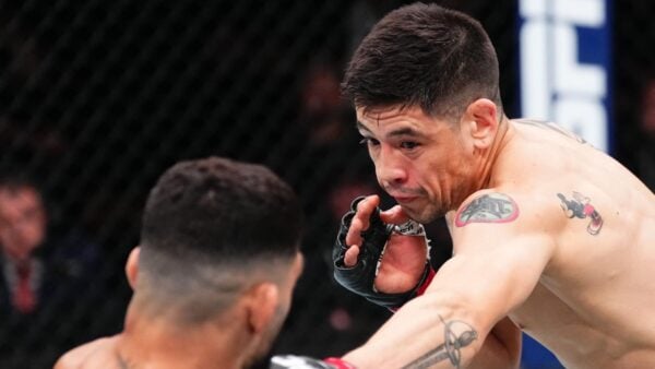 Brandon Moreno beats Amir Albazi at UFC Edmonton