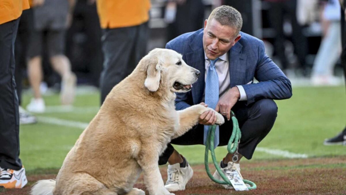 Kirk Herbstreit with his beloved golden retriever Ben