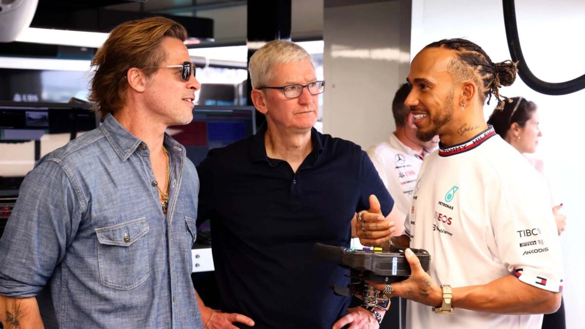 Lewis Hamilton, Brad Pitt and Apple's CEO Tim Cook (via Autobild)