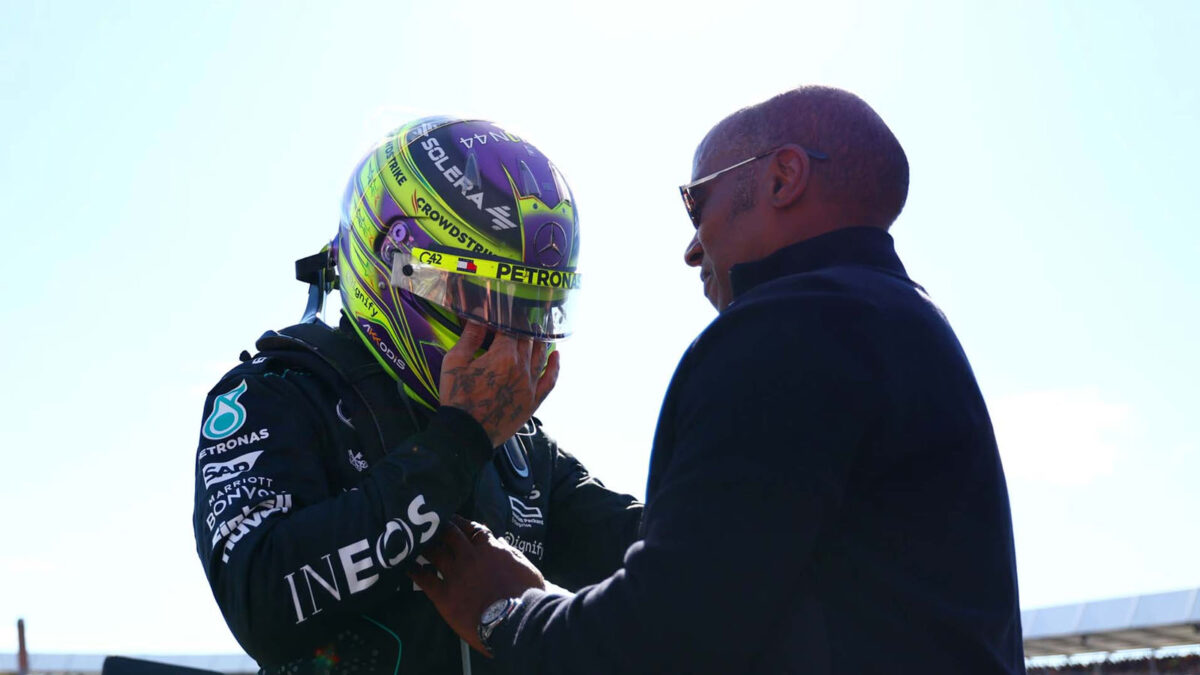 Lewis Hamilton and Anthony Hamilton (via Formula 1)