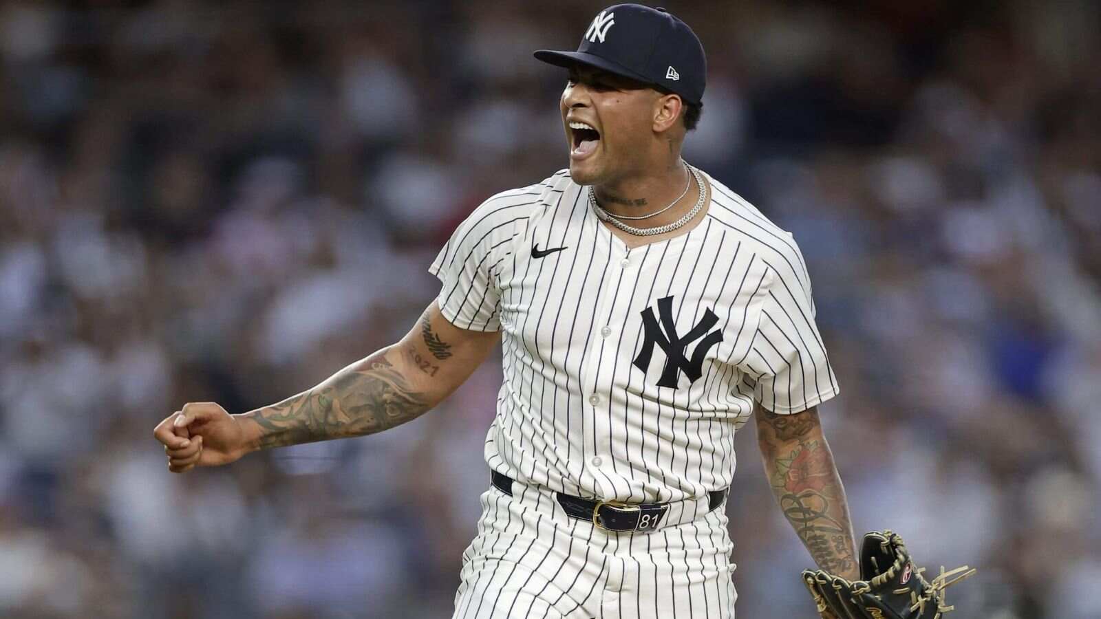 “My Glorious King” – Fans ROAR in delight as Yankees’ Luis Gil wins 2024 AL Rookie of the Year Award