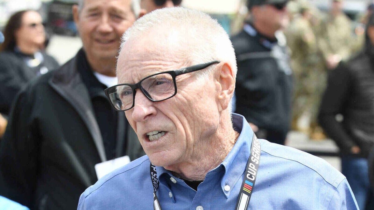 Mark Martin Affirms Inflated TV Deal Is “Turning NASCAR Into WWE” 1 Mark Martin