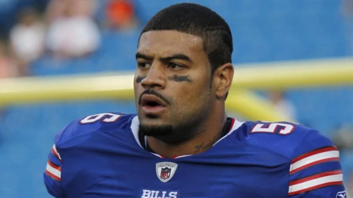 "I was tested 20 times" - Former NFL linebacker Shawne Merriman sheds light on PED suspension that resulted in the end of his career 1 Shawne Merriman