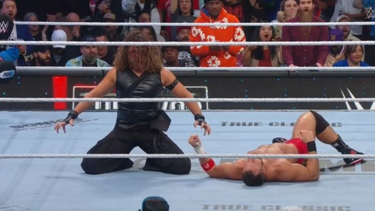 Shinsuke Nakamura beats LA Knight