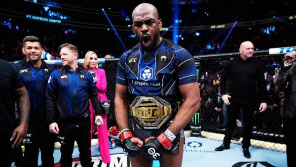 UFC legend calls for the heavyweight title strip of Jon Jones