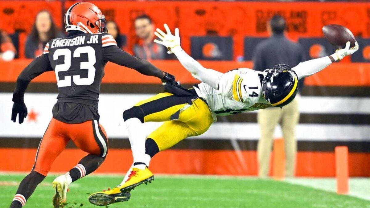 (Video) George Pickens seemingly started fighting with Browns' Greg Newsome instead of trying to catch Russell Wilson's Hail Mary
