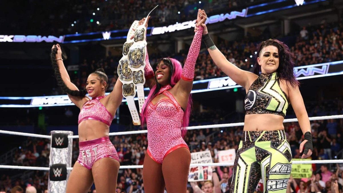 Bianca Belair Bayley Naomi