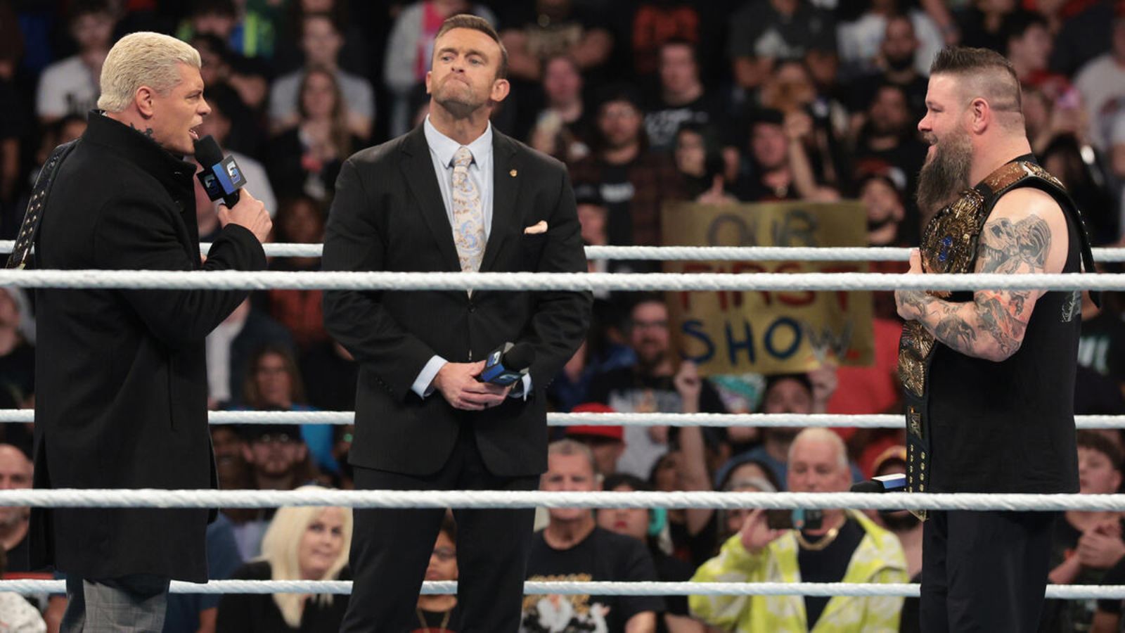 WWE Hall of Famer sends FINAL message ahead of upcoming Cody Rhodes-Kevin Owens contract signing at Saturday Night’s Main Event