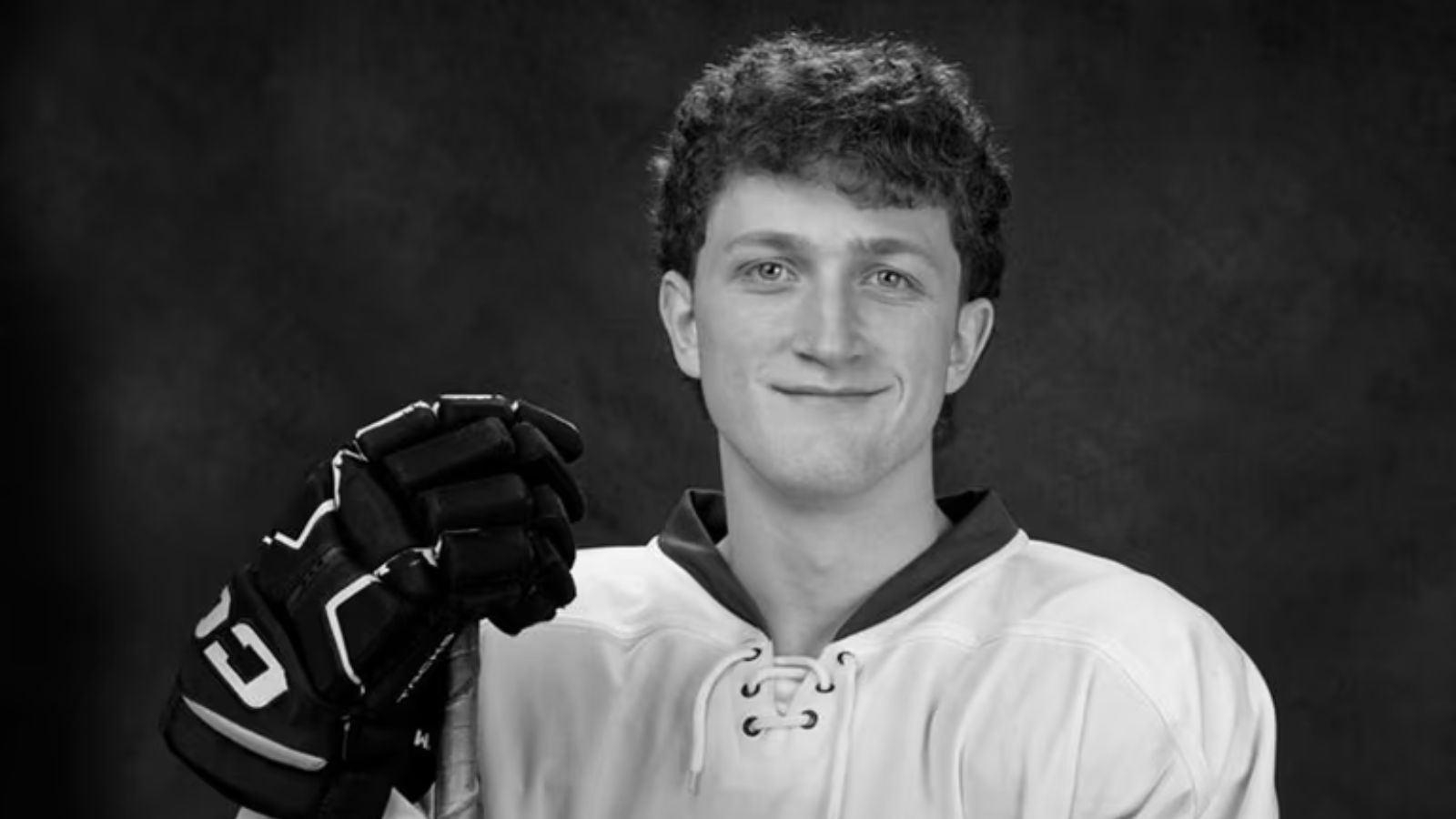 17-year-old hockey star Connor Kasin tragically passes away following ‘medical event’ in charity game, NHL fans pay tribute on social media