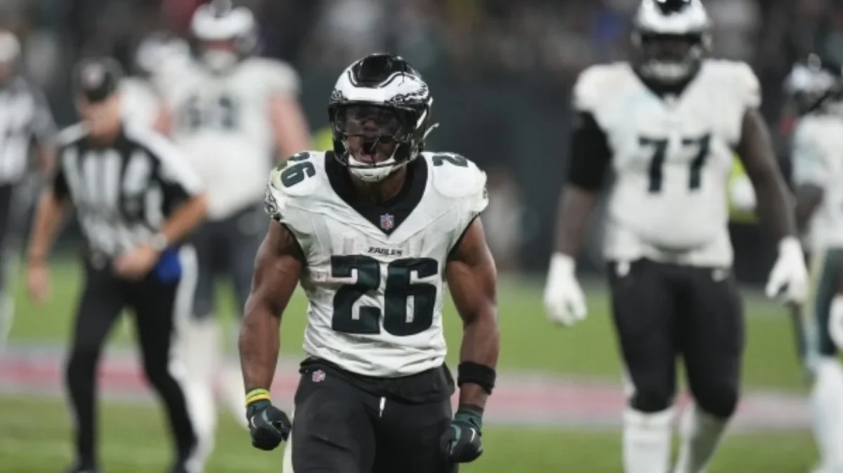 Hall of Fame RB Eric Dickerson clarifies why he doesn't want Eagles Saquon Barkley to break his rushing yards record