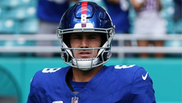 New York Giants Offensive Line received Christmas Gifts from released quarterback Daniel Jones