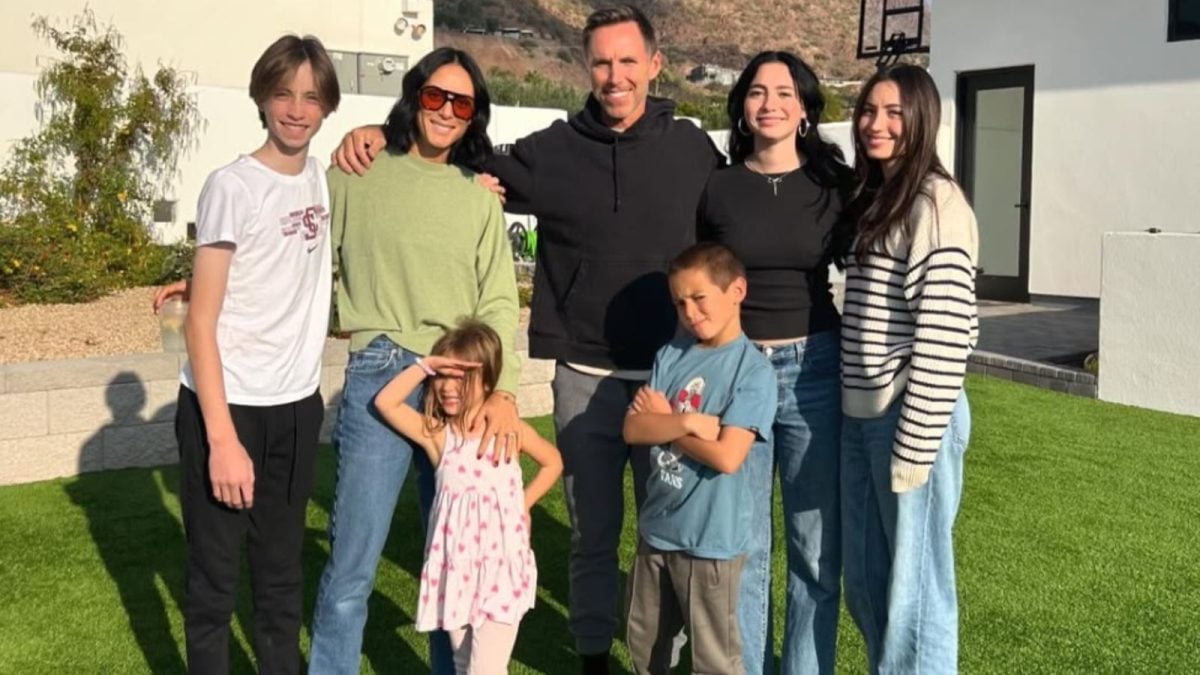 Steve Nash and his five children along with wife Lilla