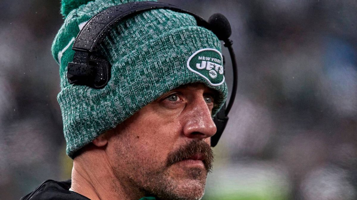 What a cheapskate- Unhinged social media reactions prove Aaron Rodgers can’t sway fans' hearts by gifting Christmas presents to Jets O-line