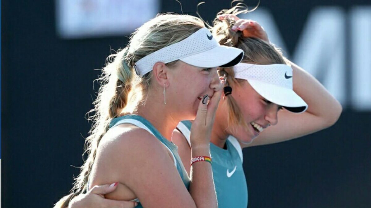 "Poor commentators" - Netizens in total awe of identically dressed twin sisters Annika and Kristina Penickova and sisters Alena and Jana Kovackova during their Australian Open clash 3 Annika Penickova and Kristina Penickova