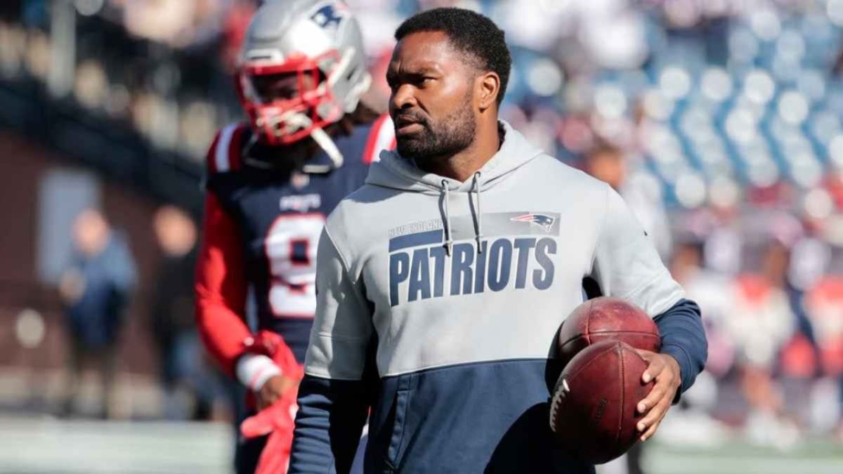 Another Lovie Smith Patriots fire Jerod Mayo after blowing top pick on final day