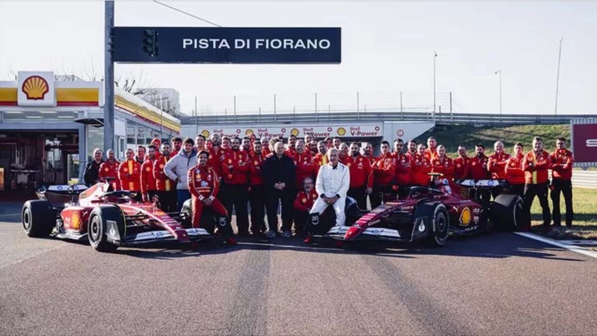 Carlos Sainz's father labels Lewis Hamilton's Ferrari desire the 'perfect storm' 1 Ferrari bid farewell to Carlos Sainz Jr. and Carlos Sainz Sr. (via Ferrari)